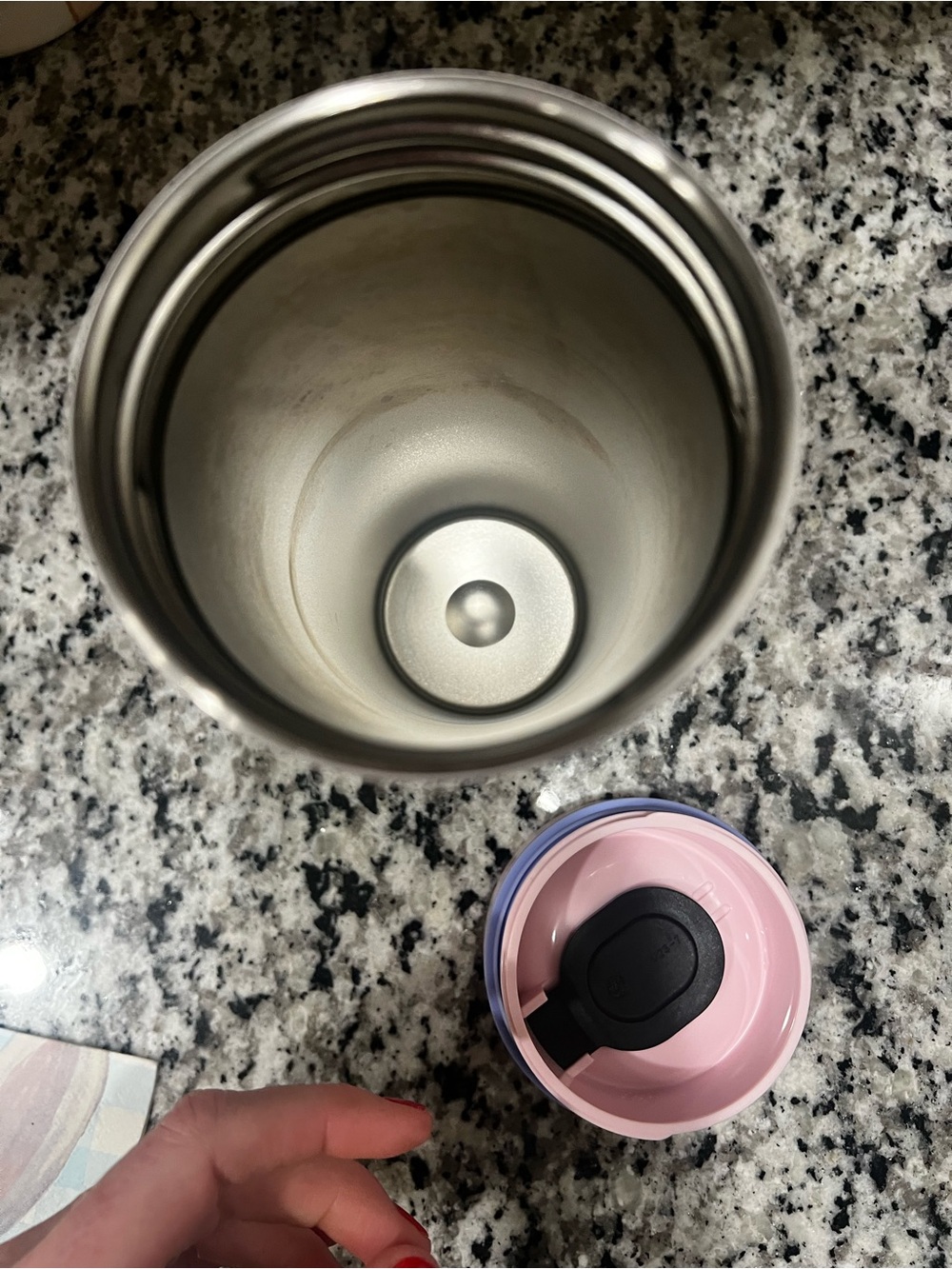 Owala Free Sip Slider 20 Oz - Picture 6 of 6